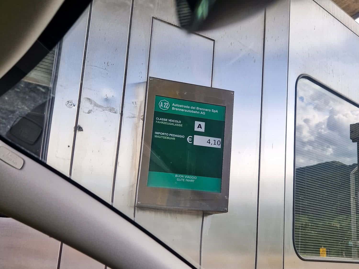 a highway toll screen showing the name of the highway a22, vehicle class a and the toll amount 4.10 euro